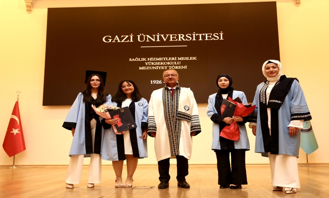 2025–2026 Eğitim-Öğretim Yılı Mezuniyet Törenimiz Büyük Bir Coşkuyla Gerçekleştirildi.
