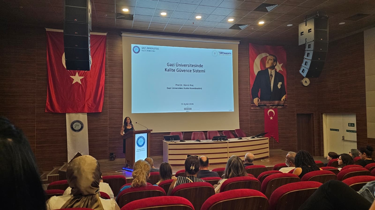 Kalite Güvencesi ve Kalite Yaklaşımları hizmet içi eğitim programı