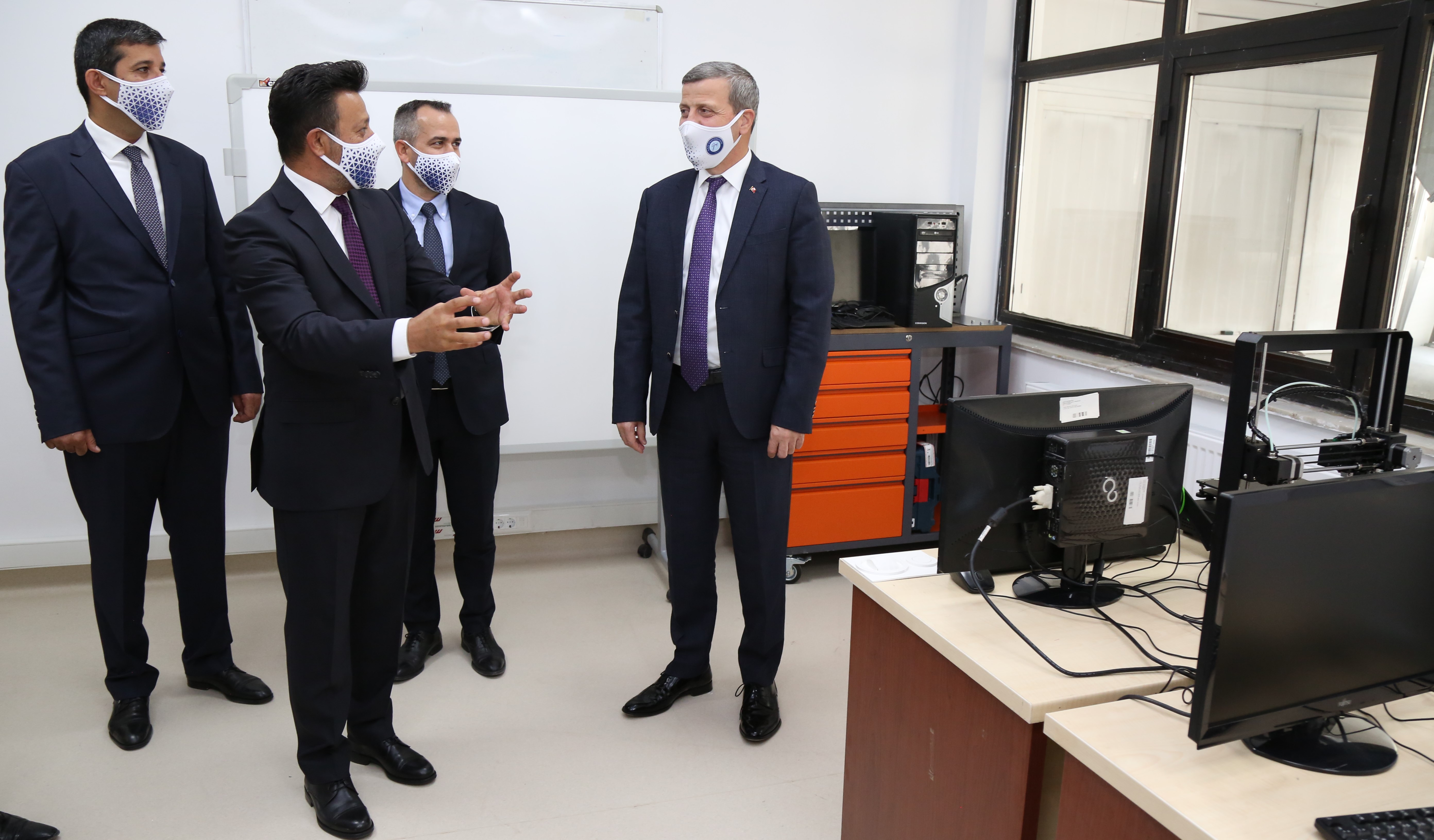 Yeni Laboratuvarlarımızı Rektörümüzün Teşrifleriyle Açtık-1