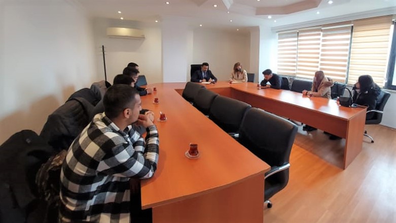 Yüksekokulumuz Öğrenci Temsilcisi ve Program Temsilcileri Müdürümüz Prof. Dr. Erdal Irmak’ı Ziyaret Etti-1
