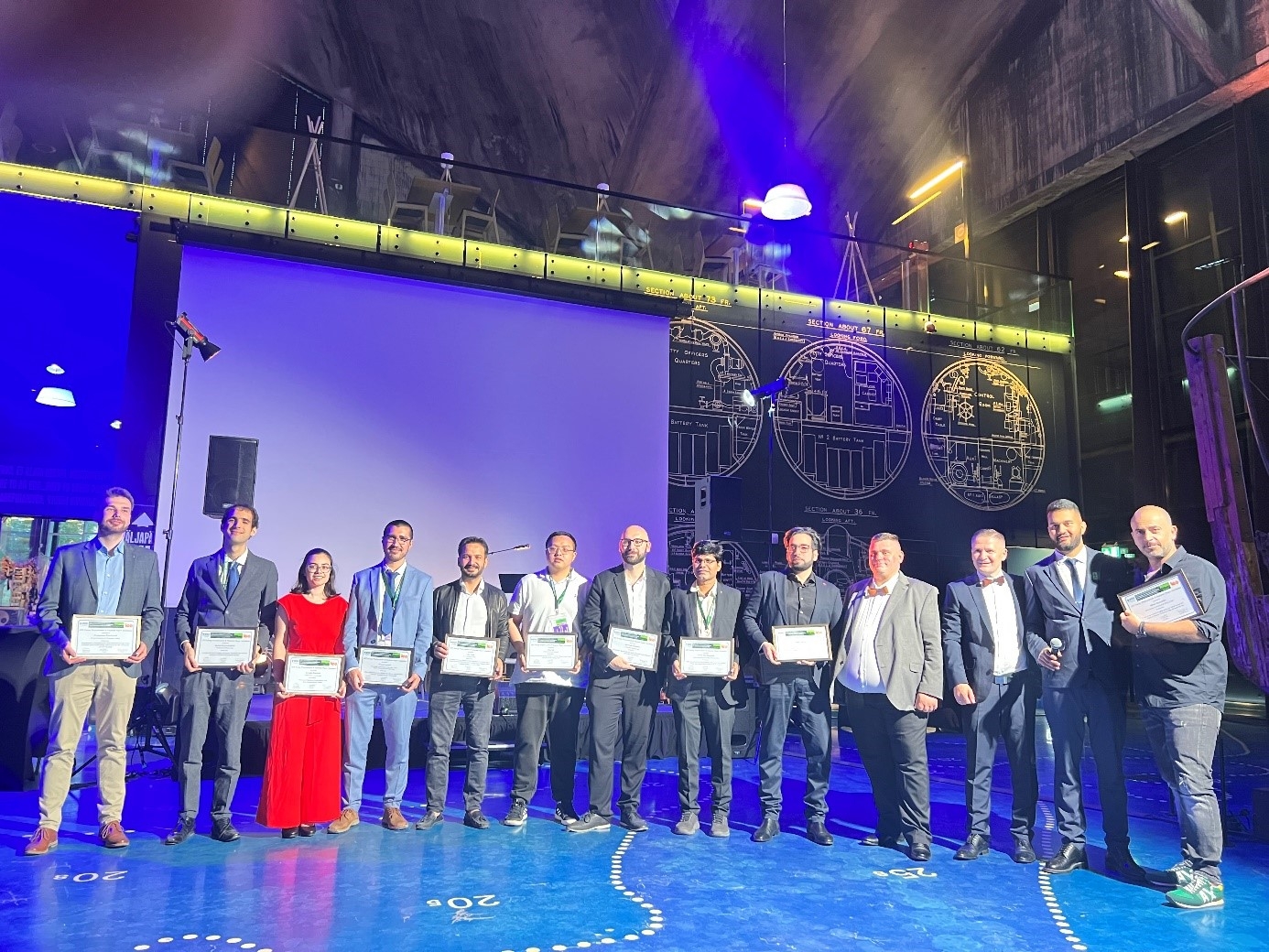 IES YOUNG PROFESSIONALS AWARD" Ödülü-1