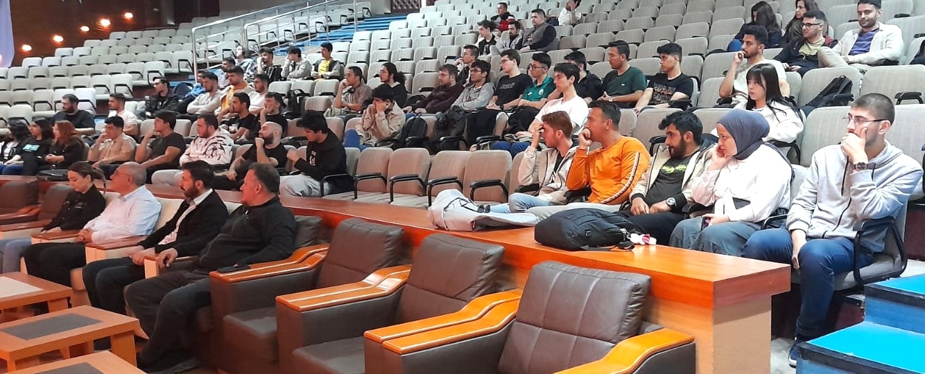 "Graduate-Student Meeting" Event was Held in our Vocational School-1
