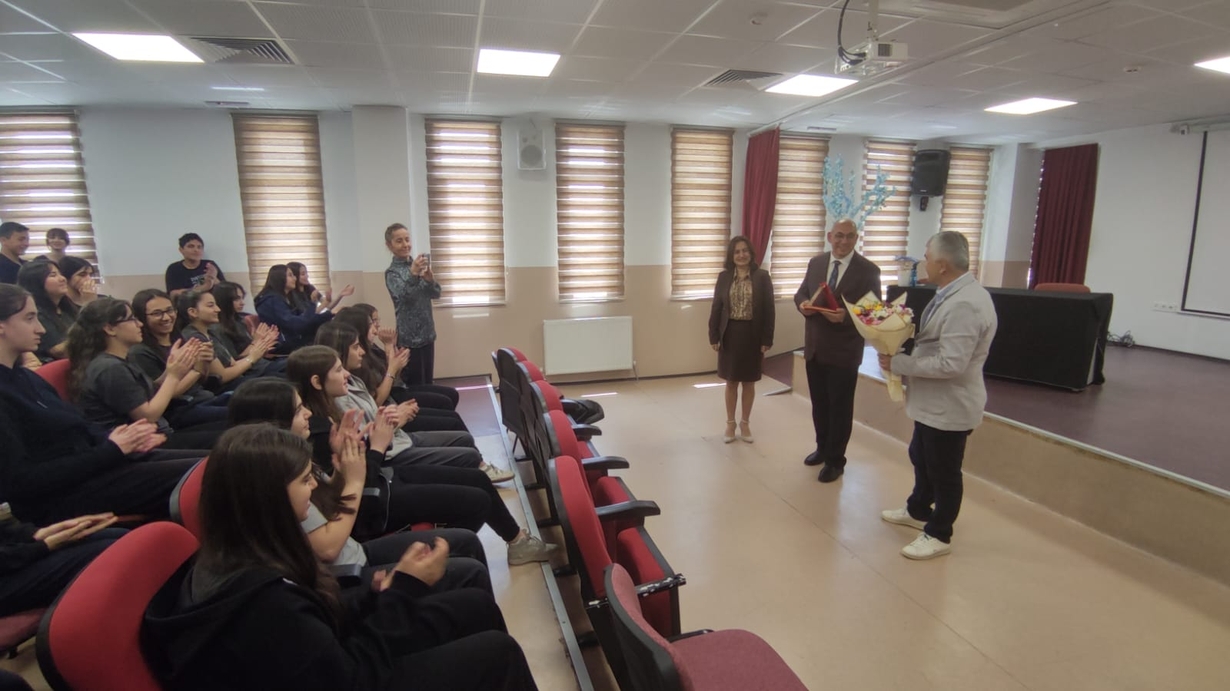 Hacı Bektaş-i Veli Ortaokulunda Kariyer Günleri Etkinliğine Katıldık-1