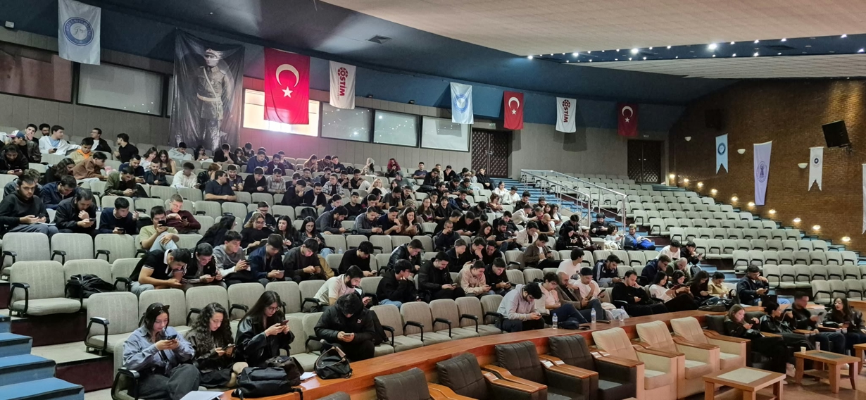 Girişimcilik Alanında 21. Yüzyıl Teknolojileri ile Araştırma Konuları-1