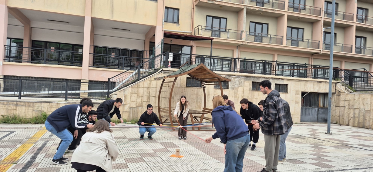 Girişimcilik Dersinde “Takım Çalışması” Atölyesi Gerçekleştirildi-1