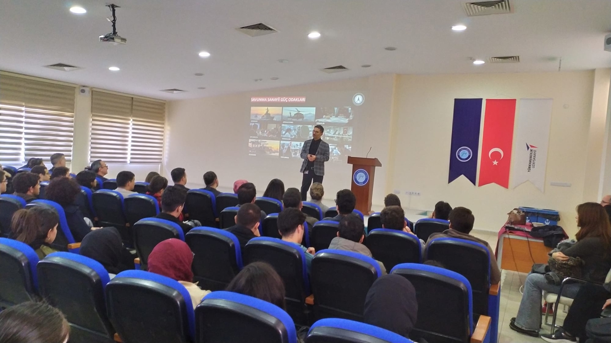 Yüksekokulumuzda Savunma Sanayisinde Kariyer ve Gelecek Vizyonu Konferansı Yapıldı-1