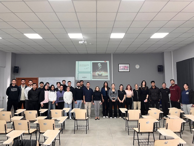 ERASMUS+ ve TÜBİTAK 2209-A Bilgilendirme Toplantısı Gerçekleştirildi-5