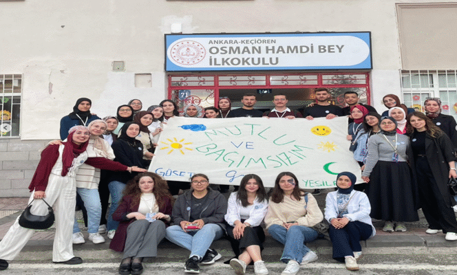 23 Nisan Kapsamında Sınıf Eğitimi Topluluğu ile Genç Yeşilay Topluluğu İş Birliğinde Osman Hamdi Bey İlkokuluna Ziyaret Gerçekleştirildi