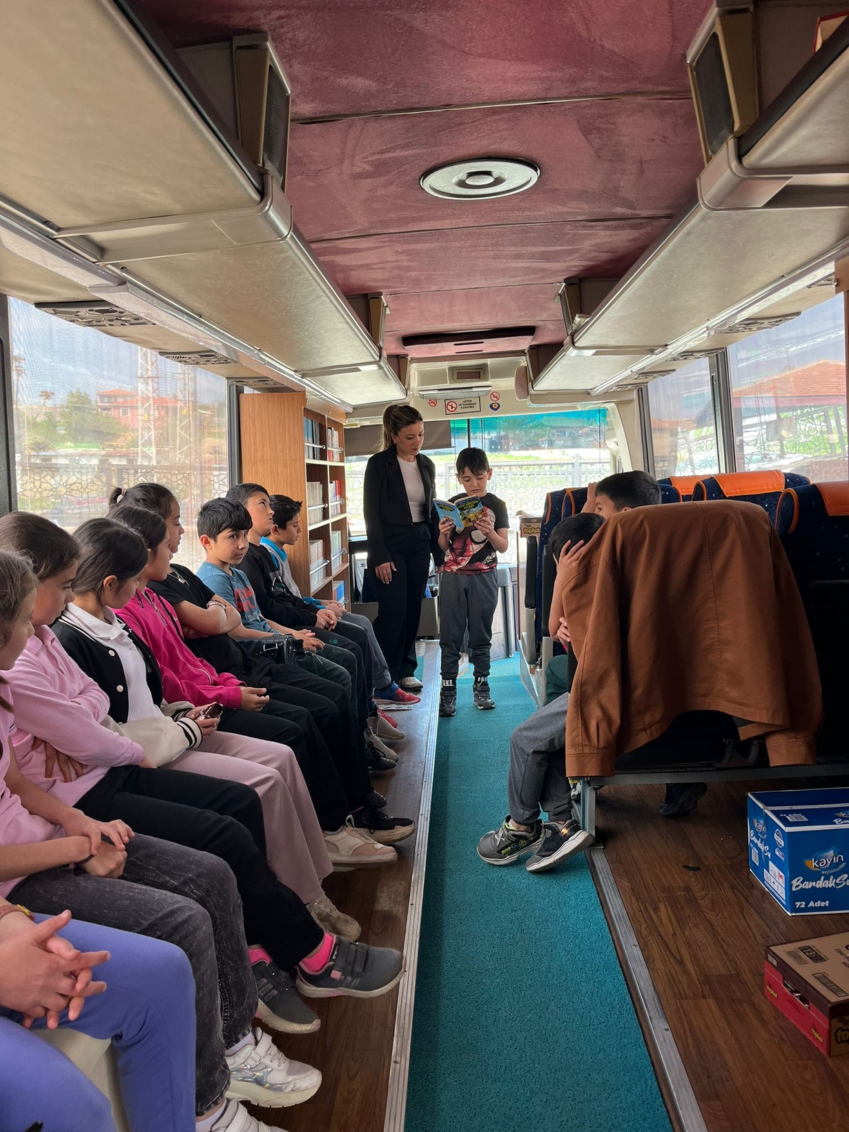 Hikâye Kahramanları Geçidi