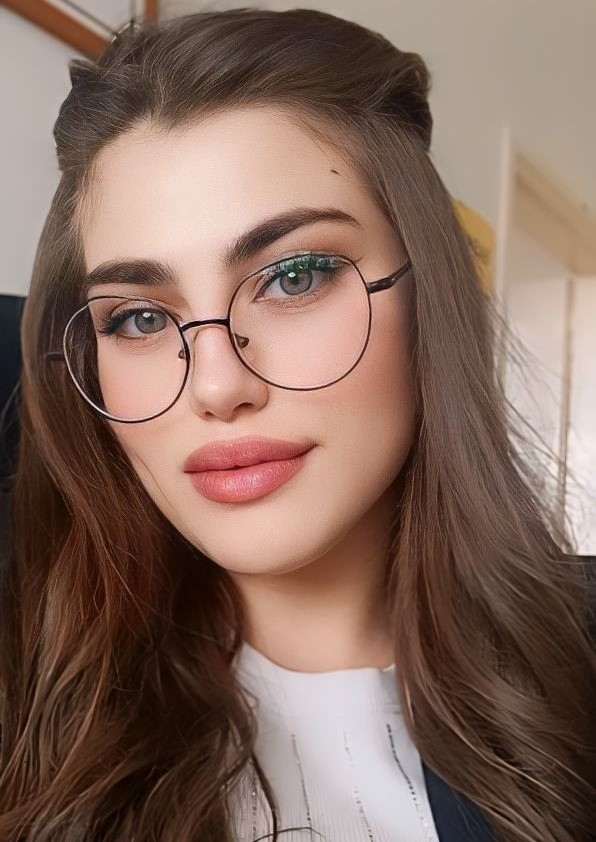 Ceren BABUCCU