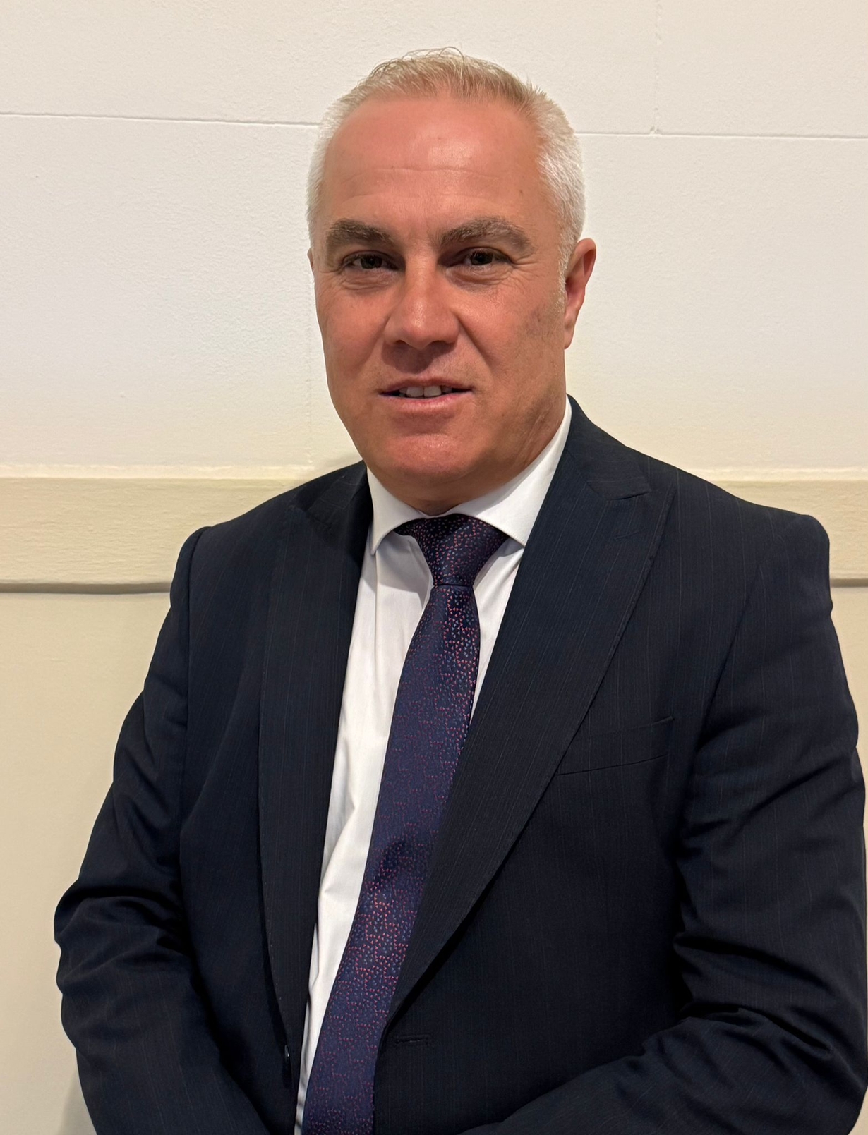  Ferhat EROĞLU