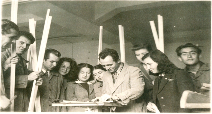 veysel_erüstün_atölyesi_1944